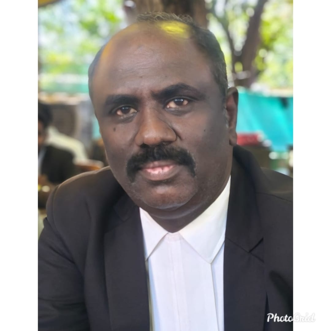 Adv. Abhijit Kinhikar